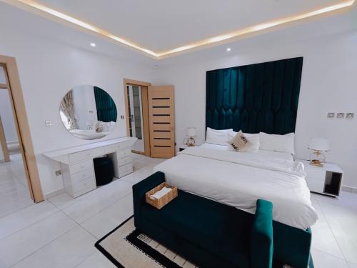 whatsapp_image_2026-02-06_at_1